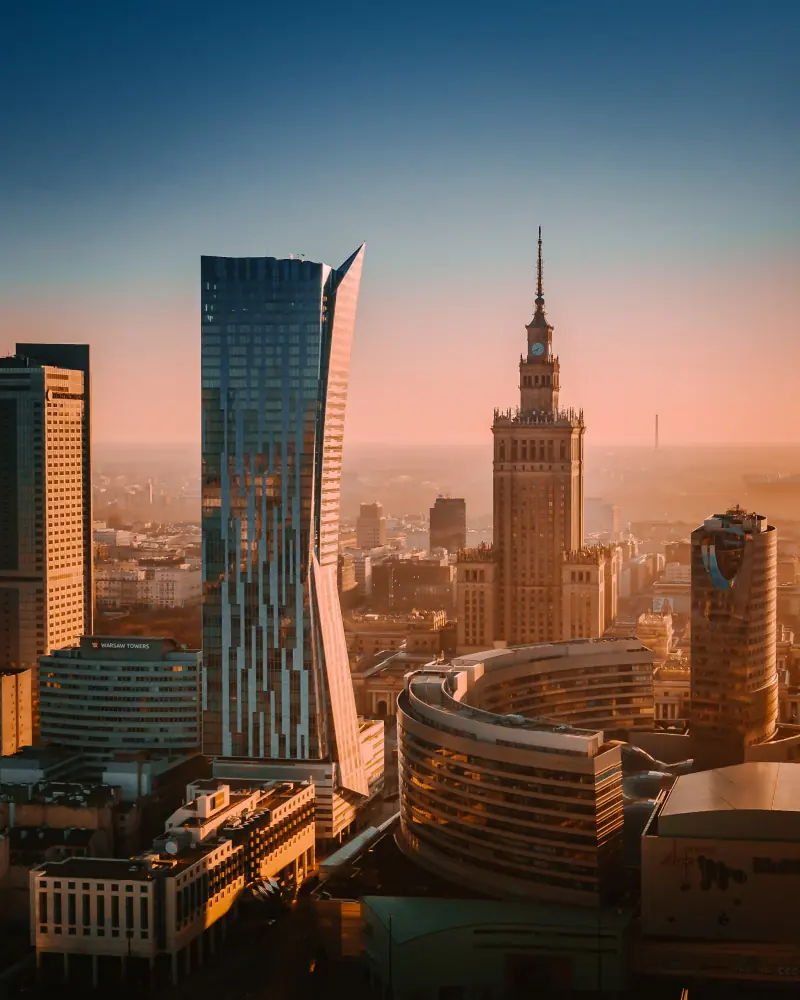 Architektura Złotej 44 w Warszawie