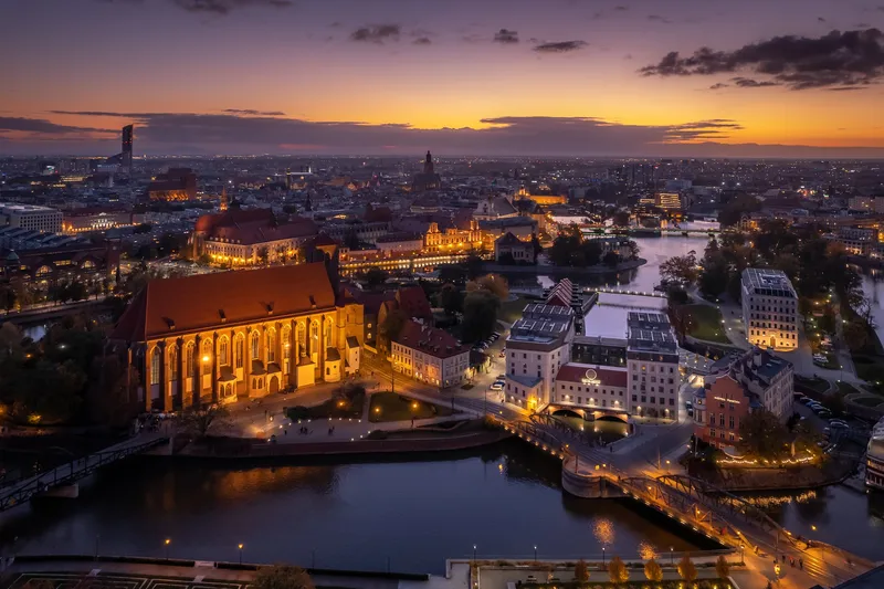 Młyn Maria i otoczenie Odry we Wrocławiu — kadr 2